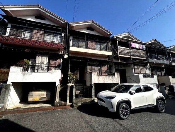 東山1丁目あきかつ戸建の物件外観写真